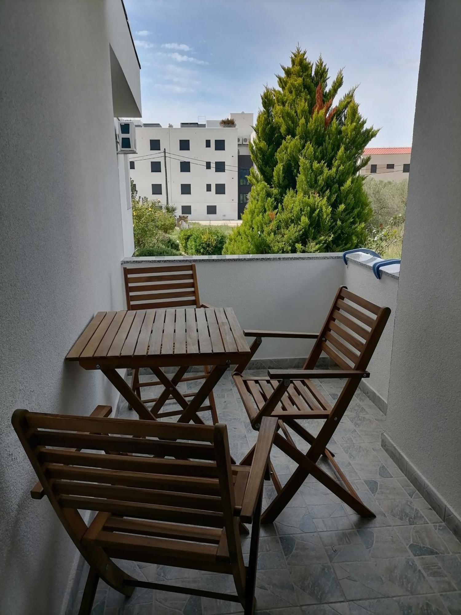 Dora Bibinje, 30 M From The Sea