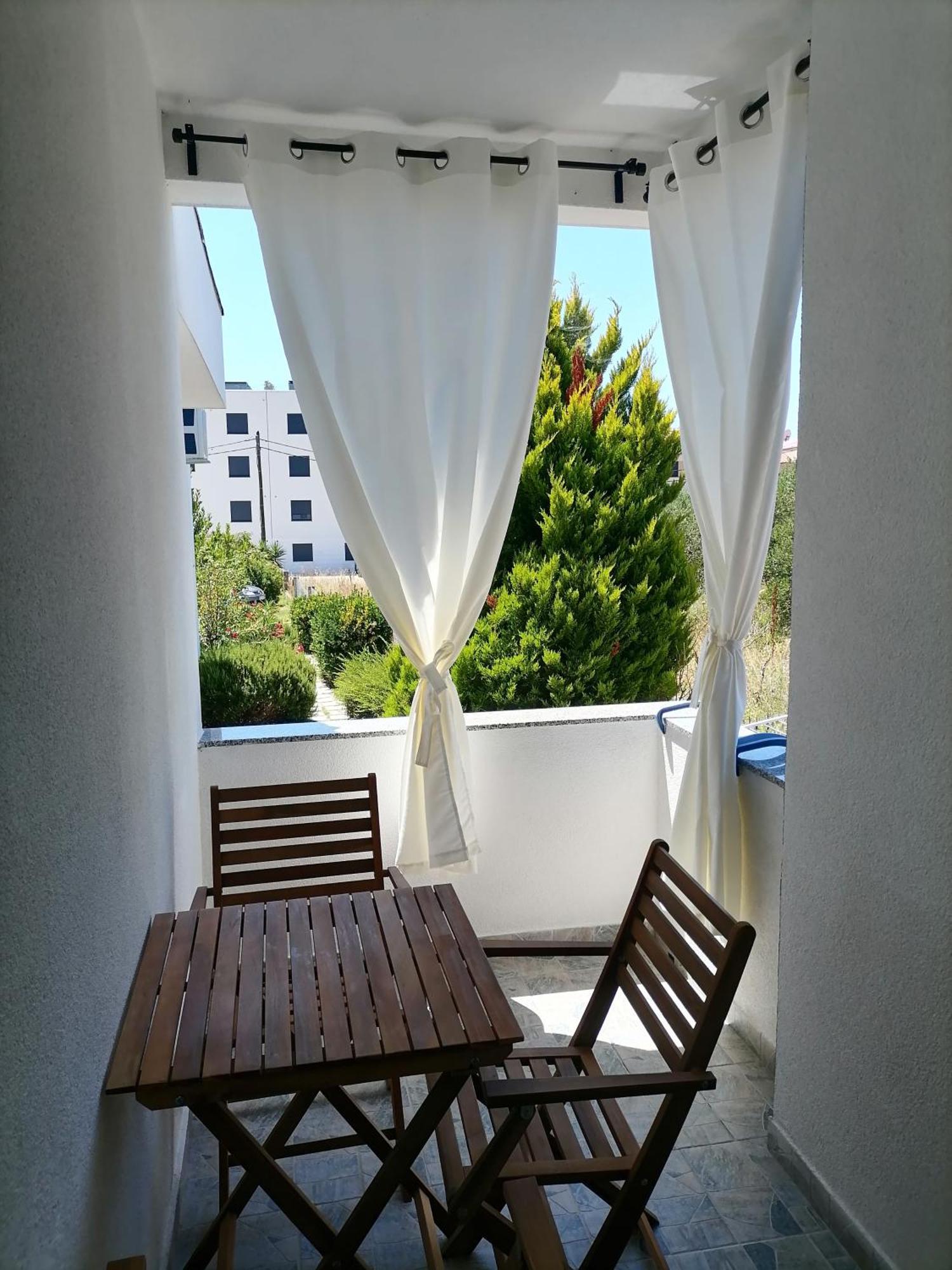Dora Bibinje, 30 M From The Sea