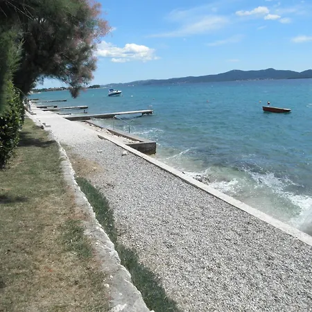 Apartments Dora Bibinje, 30 M From The Sea Room photo